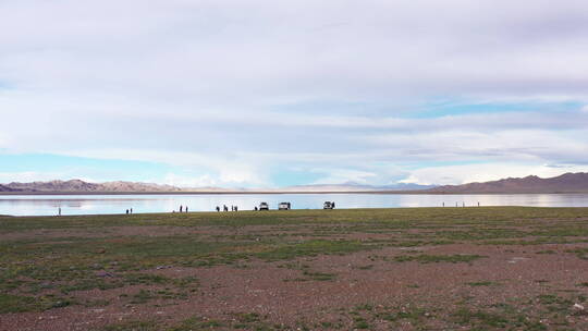 西藏阿里北线一错再措高原湖泊天上阿里
