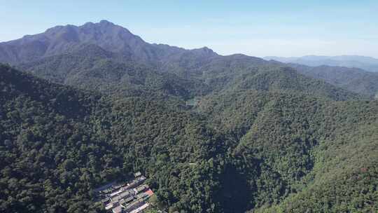 祖国大好河山肇庆鼎湖山5A景区蝴蝶湖航拍