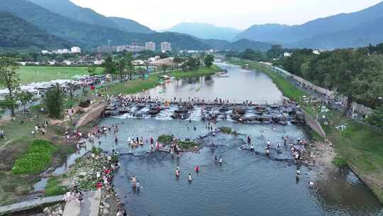 中国广东广州市从化区鸭洞河生态小镇露营地