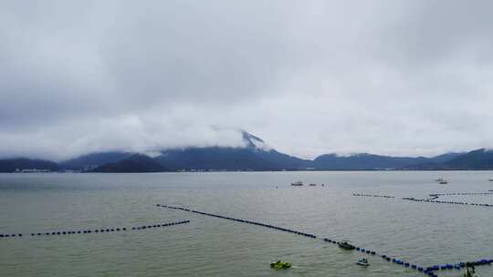 2024深圳雨季大鹏较场尾沙滩下雨天民宿