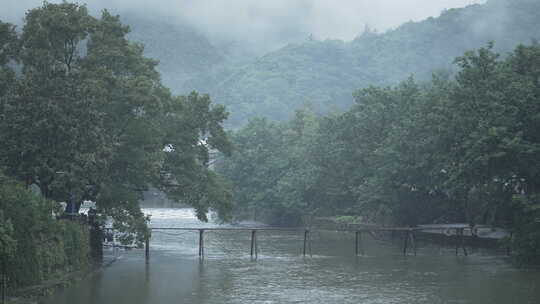 瑶里古镇雨后唯美景色