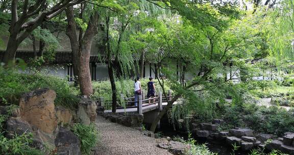 美丽园林庭院