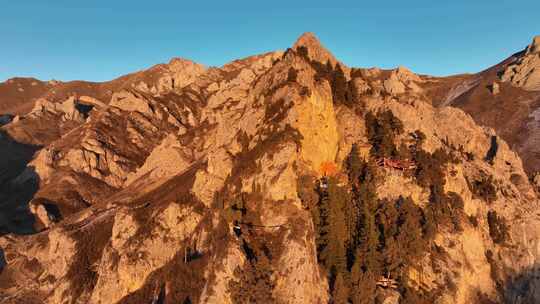 青海互助天门寺山峰树木航拍视频