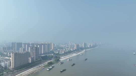 九江城市建筑风光航拍九江市长江滨江路风景