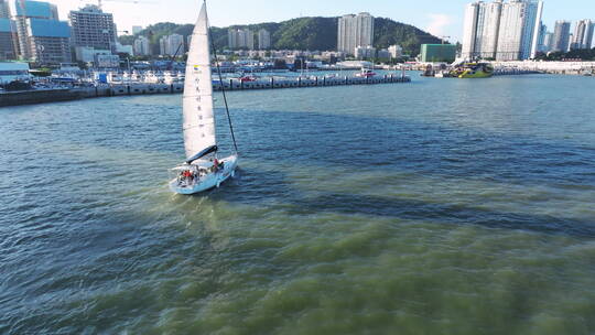 帆船运动游轮海滨旅游城市