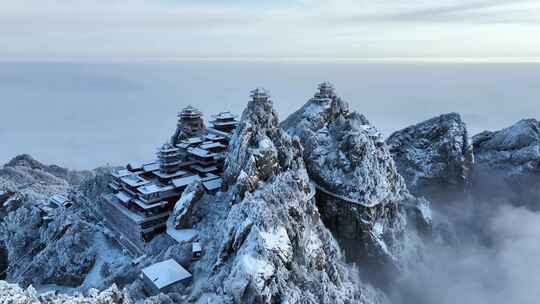 河南老君山冬季雪后云海大气航拍