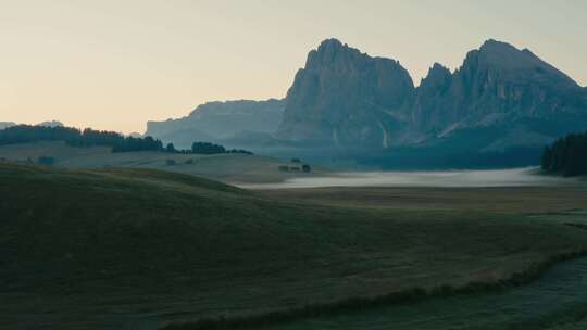 Drone， Alpe Di Siusi