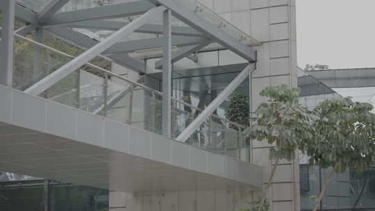 东莞城市规划建筑玻璃走廊4Kslog3实拍素材视频素材模板下载