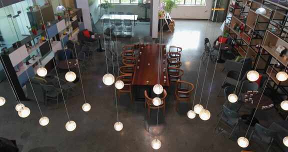 现代典雅咖啡馆陈设布局 室内设计