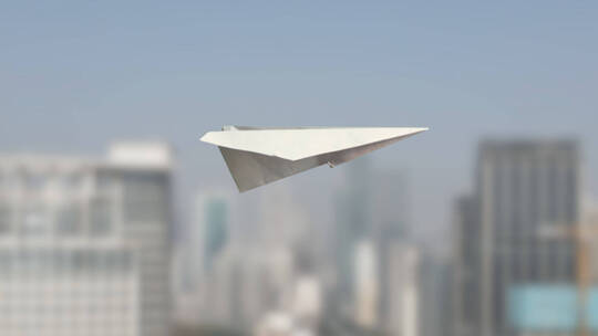 纸飞机穿云无缝转场带通道转场