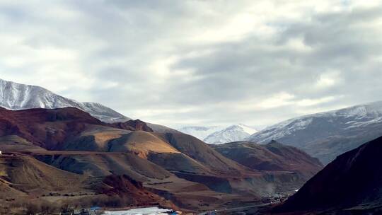 川藏线航拍 荒漠大地 山脉 旷野视频素材模板下载