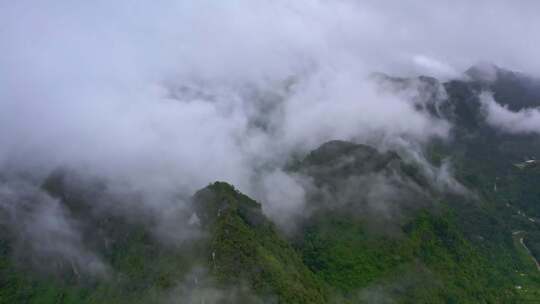 航拍雨后群山云雾缭绕山峦叠嶂山脉山川