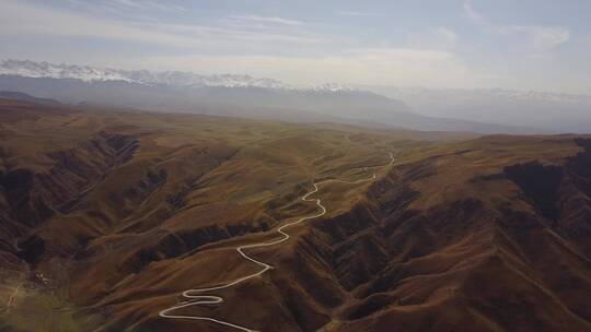 甘肃张掖平山湖大峡谷路