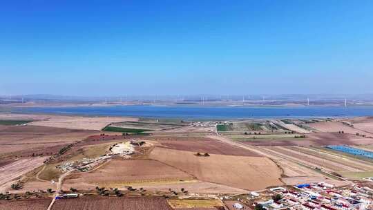 秋日草原湖泊湿地 张家口库伦淖尔闪电湖