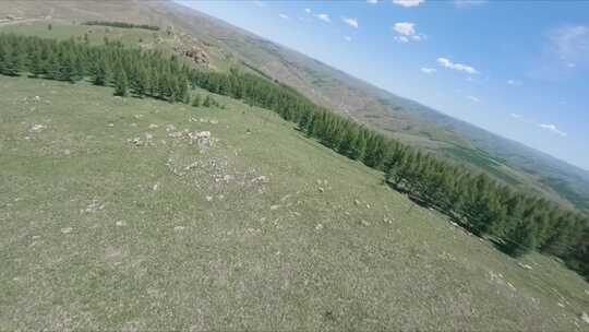 穿越机航拍内蒙古呼和浩特敕勒川高山草原