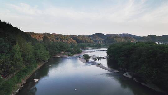 航拍丽水缙云仙都风景区鼎湖峰景点自然风光