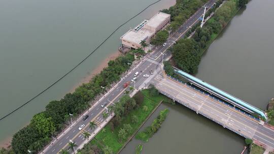 城市沿江公路航拍