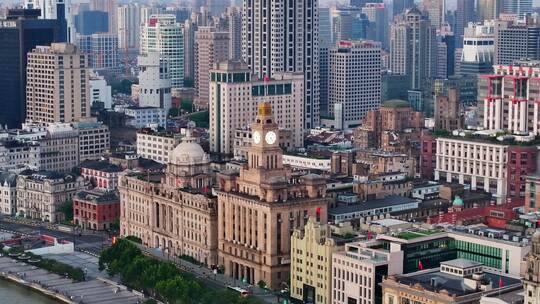 上海航拍东方明珠大气上海