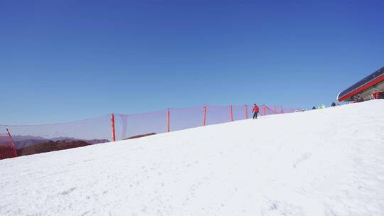 实拍滑雪运动