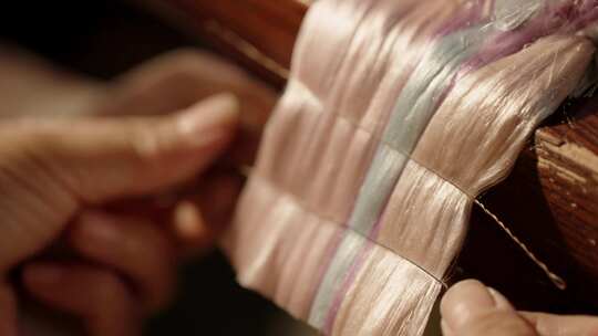 传统织造艺术：手工编织技术展示视频素材模板下载