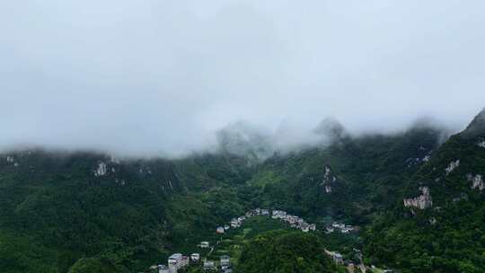 广西桂林烟雨漓江水墨画视频素材模板下载