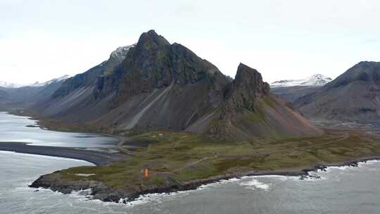 维斯特拉霍恩山，斯托克尼斯海滩，冰岛，海