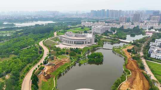 安徽省合肥市蜀山区合肥工业大学翡翠湖校区