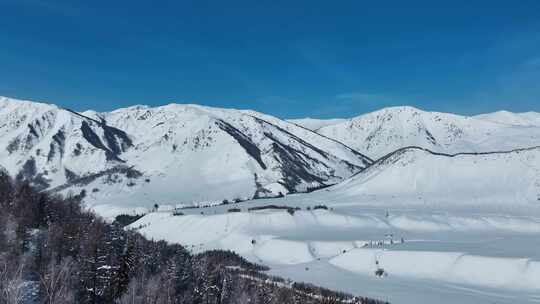 新疆冬季旅游 禾木冬天 村庄 禾木雪景