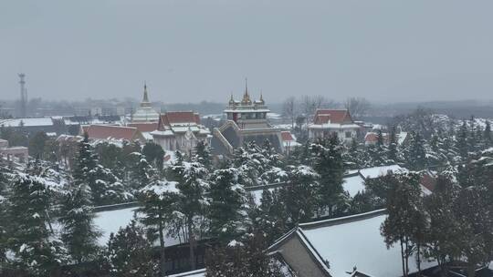 洛阳白马寺齐云塔寺院航拍雪景冬季