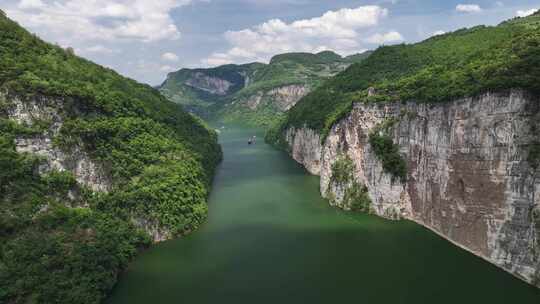 贵州毕节乌江渡水库峡谷自然风光航拍