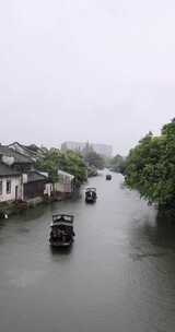 （慢镜）中国千年古镇乌镇下雨天竖版竖屏