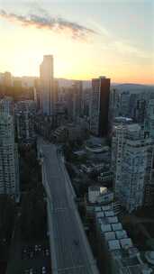 加拿大黎明温哥华市中心摩天大楼的鸟瞰图