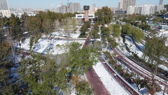 航拍冬季城市雪景