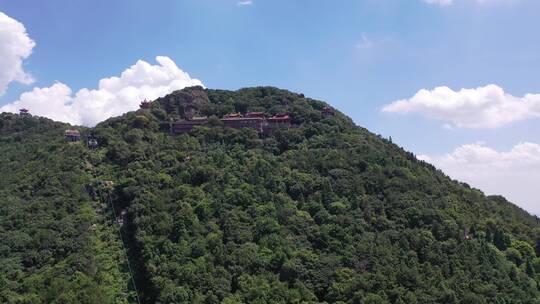 泉州山峰仙公山景区航拍山顶风景森林山脉