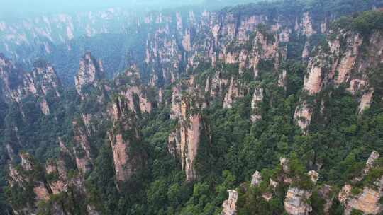 航拍湖南旅游张家界武陵源御笔峰自然风景