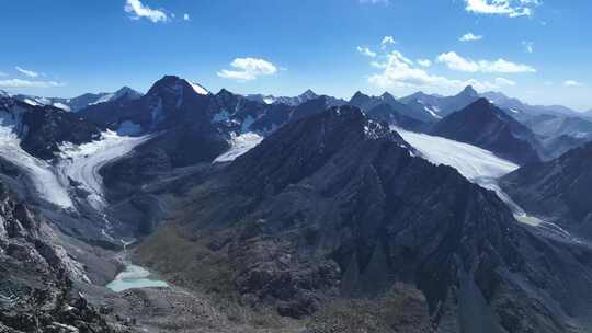 雪山山脉