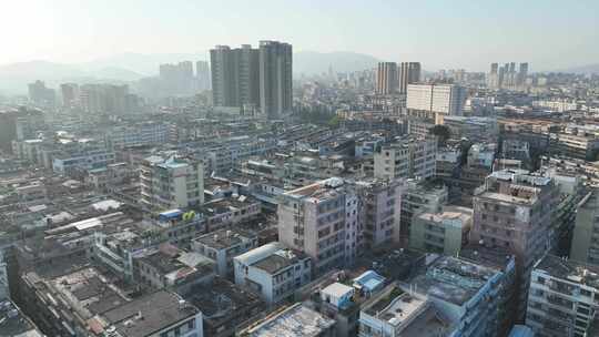 城市上空鸽子飞鸟航拍鸟群城市飞翔一群鸽子视频素材模板下载