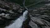 FPV航拍山泉水瀑布河流高山流水穿越机高清在线视频素材下载