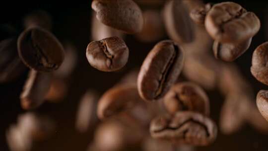 升格咖啡豆研磨掉落慢动作