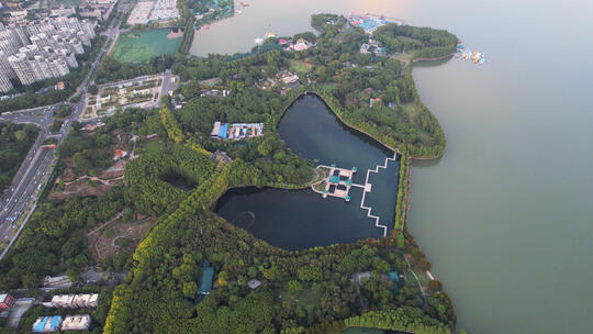 航拍武汉5A级旅游景区东湖听涛景区自然风光