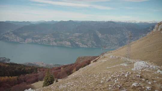 山湖景观瞭望台