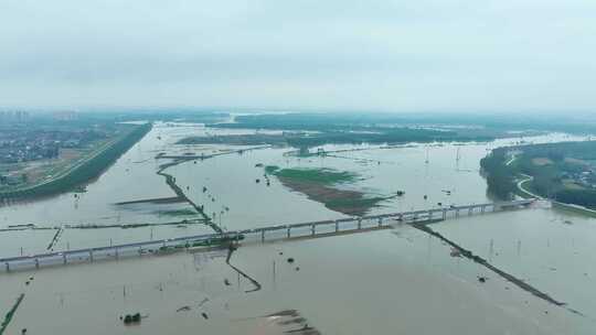 洪水淹没农田