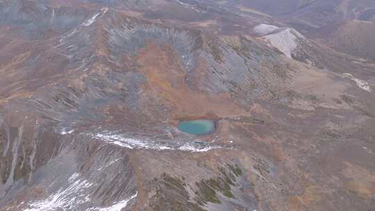 四川甘孜冷嘎措附近与贡嘎雪山