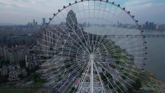 摩天轮航拍夜景4K