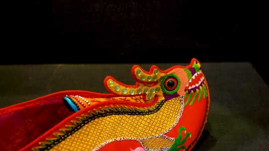 中国非物质文化遗产民间布艺，龙靴龙文化
