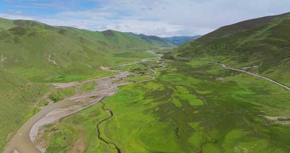 川西高原草原河流壮观大气自然风光航拍