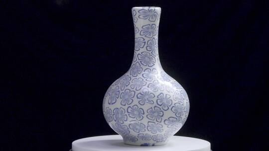 瓷器花瓶