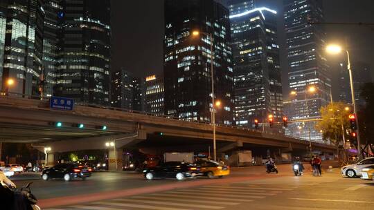 4K城市夜晚-街头行人