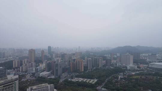 雨后的城市