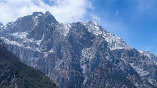 雪山森林